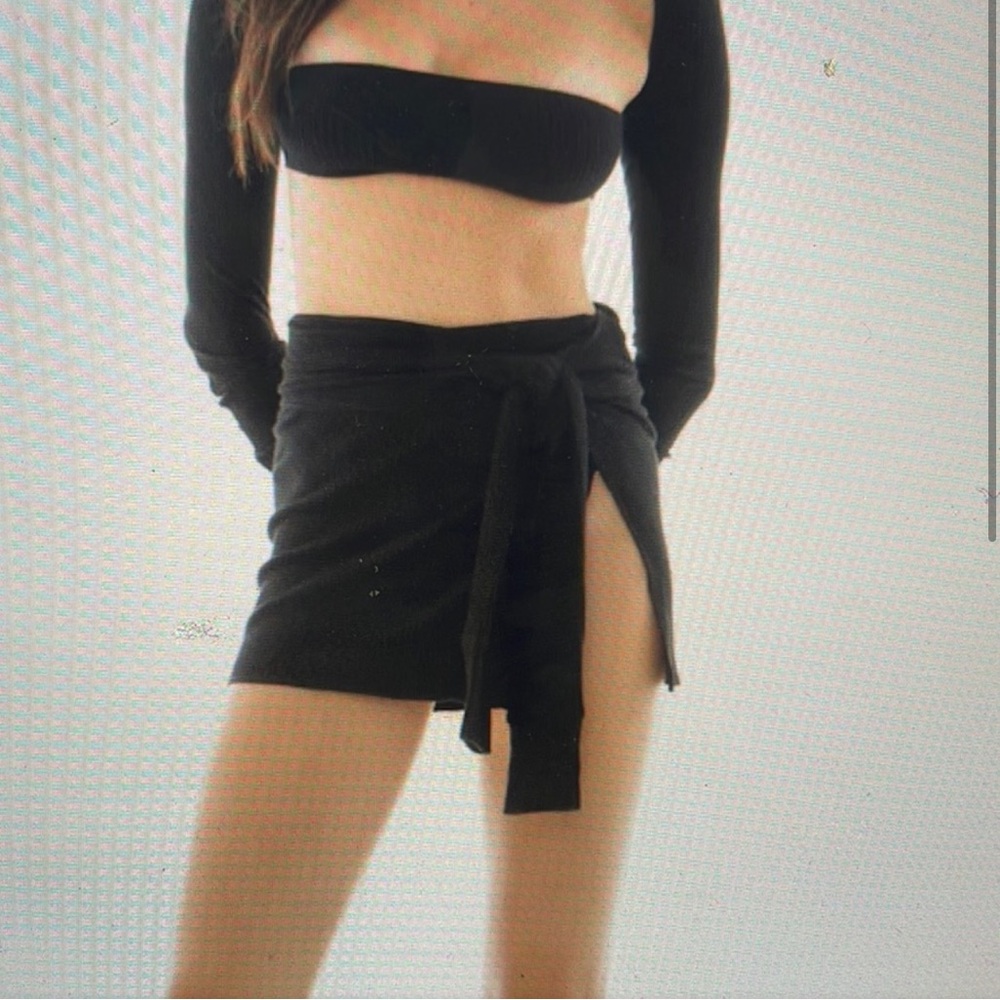 ARE YOU AM I wrap skirt in black, never worn